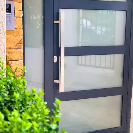 Morava 1 Asparuhovo House * Varna