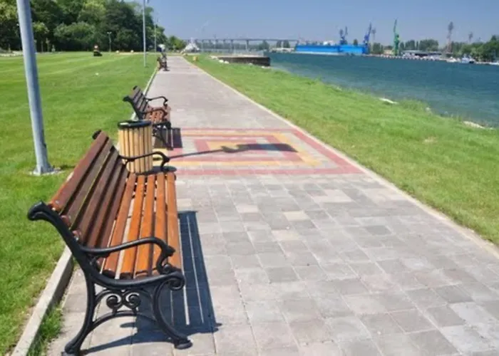 Апартамент Morava 1 Asparuhovo House Варна